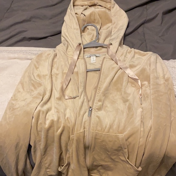 Soft Velour Zip Up Cream Hoodie - Picture 3 of 4